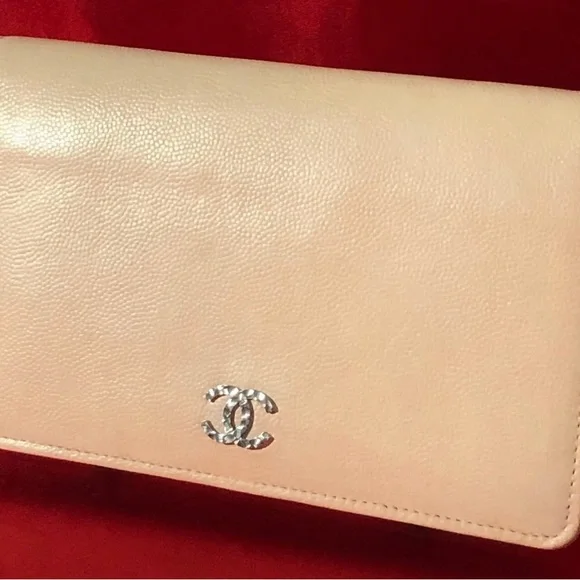 CHANEL Leather Long Wallet CC Logo Beige - Picture 3 of 13